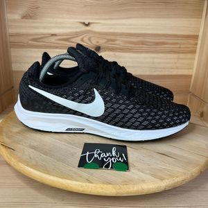 Nike Air Zoom Pegasus 35 Grey & White Athletic Shoes Women’s Size 11